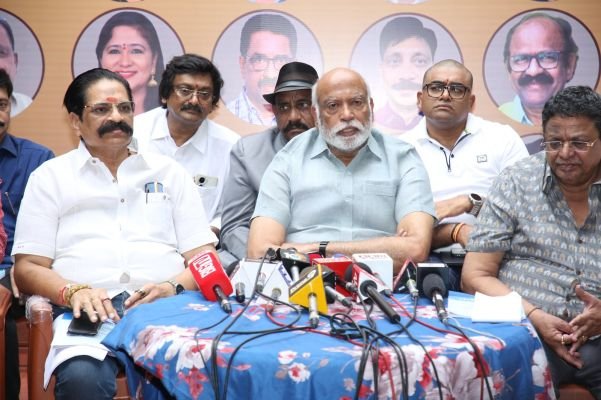దాసరి నారాయణరావు మార్గంలోనే మా ప్రయాణం: నిర్మాత చదలవాడ శ్రీనివాసరావు