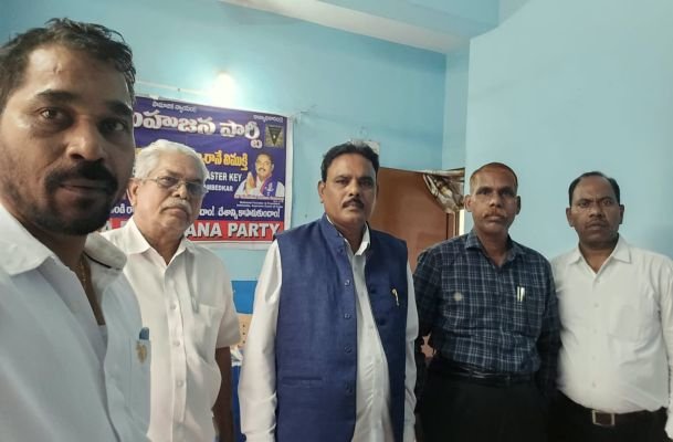 అంబేద్కర్‌పై అవహేళనకు పాల్పడితే సహించం.  డీబీపీ జాతీయ అధ్యక్షుడు కృష్ణస్వరూప్