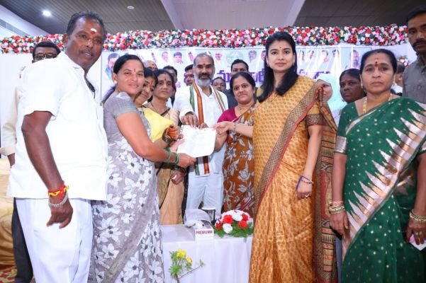 అర్హులందరికీ ఇందిరమ్మ ఇండ్లు