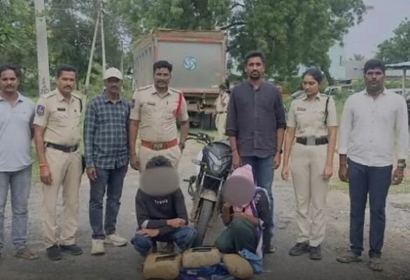 ప్రియురాలికి ఐఫోన్‌ బహుమతి ఇచ్చేందుకు గంజాయి స్మగ్లింగ్