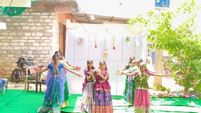 రెయిన్ బో  పాఠశాలలో ఘనంగా శ్రీ కృష్ణాష్టమి వేడుకలు