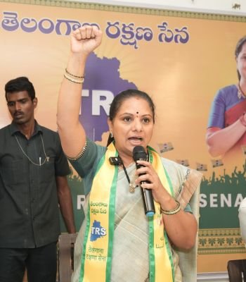 ప్రైవేట్ స్కూళ్ల ఫీజుల దోపిడీపై సర్కార్ మౌనం.. ఫీజుల నియంత్రణ చట్టం తేవాలంటూ రేవంత్ సర్కార్‌కు తెలంగాణ రక్షణ సేన అల్టిమేటం