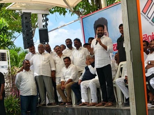 కొడంగల్ లో ఓటుకు కాపలా 