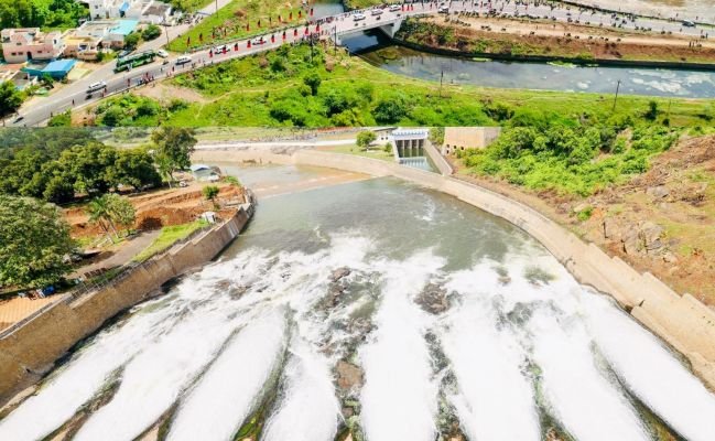 కావేరీ డెల్టా సాగునీటి కోసం మెట్టూరు డ్యామ్ నీటి విడుదల 12,000 క్యూసెక్కులకు పెంపు