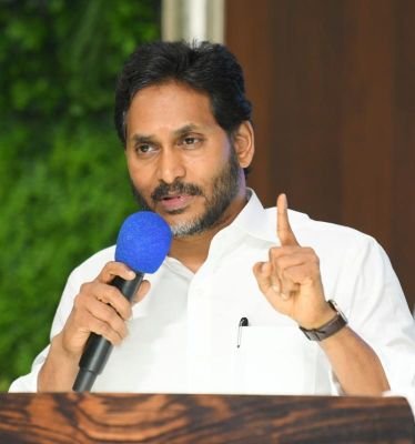 నిరుద్యోగులకు వైసీపీ అండ: జగన్