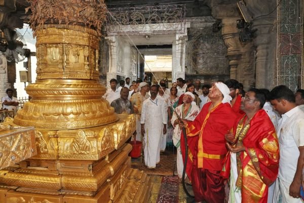 శ్రీవారి ఆలయంలో ఘనంగా కోయిల్‌ ఆళ్వార్‌ తిరుమంజనం 