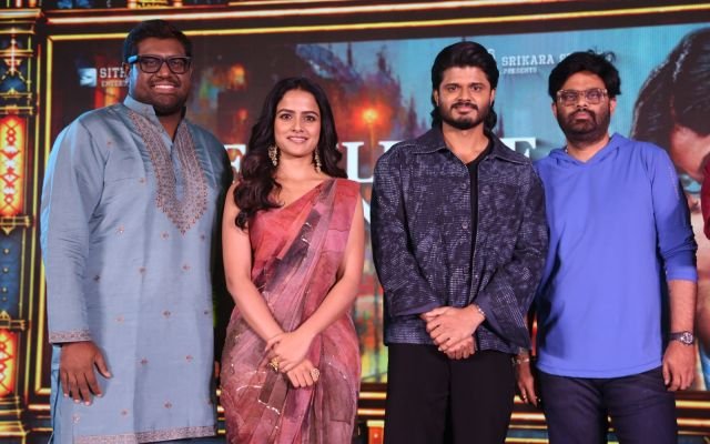 ఎపిక్ ప్రీరిలీజ్ ఈవెంట్: ఆనంద్ దేవరకొండ సినిమాపై టాలీవుడ్ ప్రముఖుల ప్రశంసలు