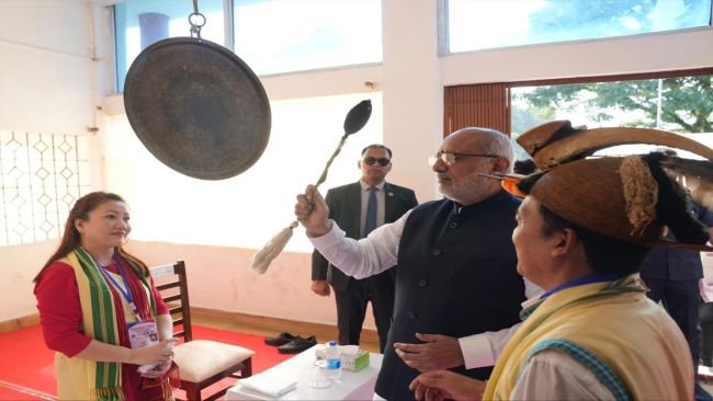 భారతదేశ భవిష్యత్తు నిర్మాణంలో గిరిజన సమాజాలు భాగస్వాములు