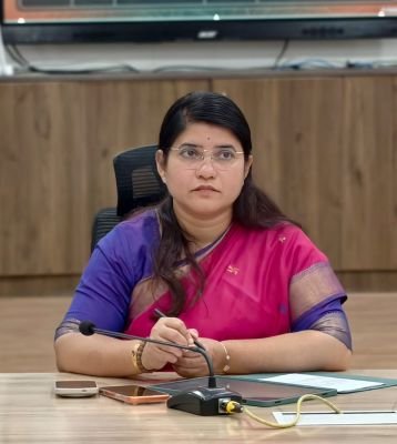 పర్యావరణ పరిరక్షణకు మట్టి గణేశ విగ్రహాలనే వినియోగించాలి- కలెక్టర్ రాజకుమారి గణియా