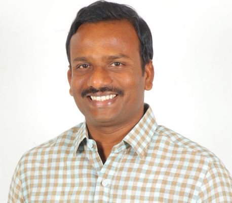 వినాయకుడి ఆశీస్సులతో ప్రజల జీవితాల్లో సుఖసంతోషాలు వెల్లివిరియాలి