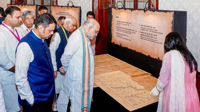 ‘గణేష్ జ్ఞానార్థి ఎగ్జిబిషన్’ను ప్రారంభించిన అమిత్ షా