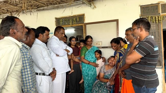 పార్టీలకు అతీతంగా బాధిత కుటుంబానికి మంత్రి అడ్లూరి అండ