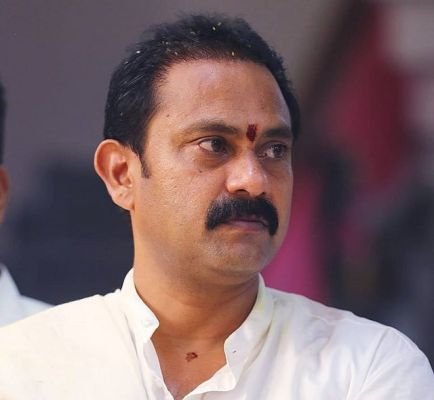 మాజీ డిప్యూటీ సీఎం ఆళ్ల నాని కన్నుమూత.. విషాదంలో ఏపీ రాజకీయ వర్గాలు