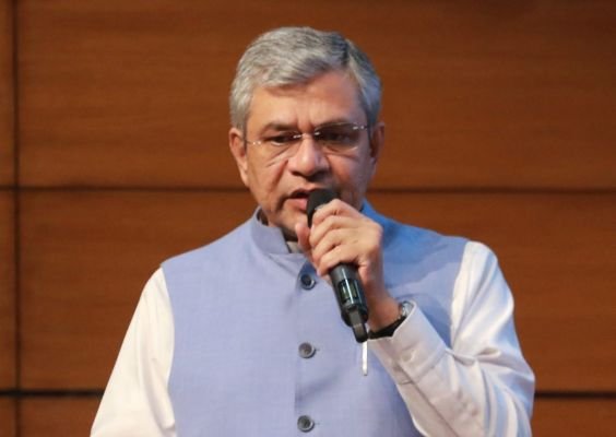 దేశవ్యాప్తంగా 150 గతి శక్తి కార్గో టెర్మినళ్లు ప్రారంభం