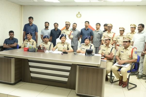 నాగోల్‌ హత్య కేసును ఛేదించిన ఎస్‌ఓటీ, నాగోల్‌ పోలీసులు