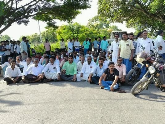 కరెంటు కోతలపై రోడ్డు ఎక్కిన మోత్కూర్ రైతులు