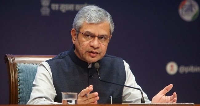 సెమీకండక్టర్ రంగంలో వేగవంతమైన వృద్ధి