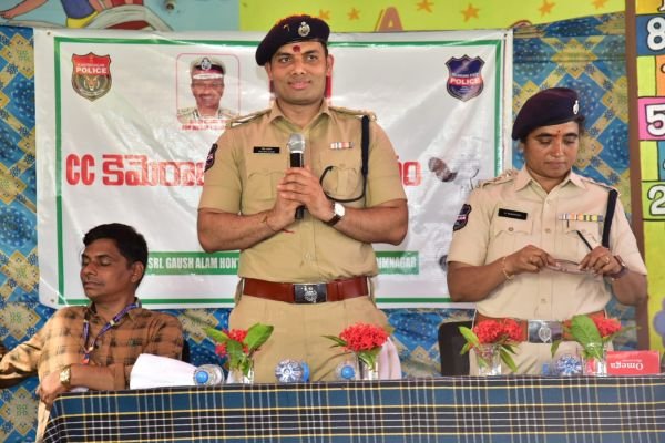 ప్రజల భద్రతకు సీసీ కెమెరాలు కీలకం: సీపీ గౌస్‌ ఆలం..!