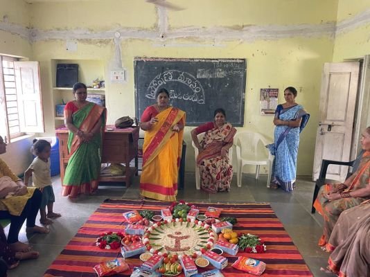 బాలింతలు, గర్భిణీ స్త్రీలు అంగన్వాడి సేవలను సద్వినియోగం చేసుకోవాలి -అంగన్వాడి సూపర్వైజర్ కందుకూరి మంగమ్మ