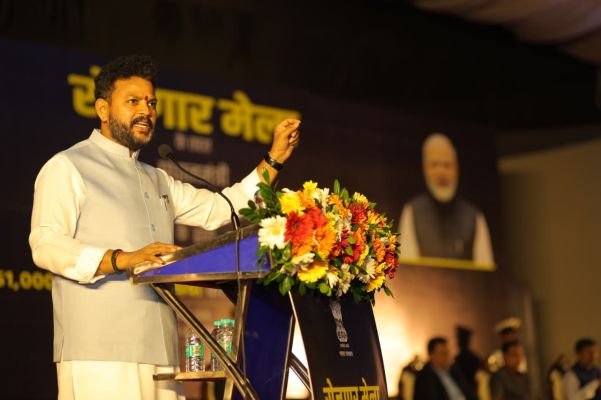 కేంద్ర ప్రభుత్వ ఉద్యోగం అంటే గర్వం, గుర్తింపు : కేంద్ర మంత్రి కింజరాపు రామ్మోహన్ నాయుడు