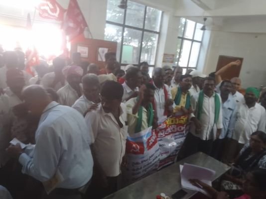 నంద్యాల జిల్లాను కరువు ప్రాంతంగా ప్రకటించాలి -రైతు సంఘం డిమాండ్