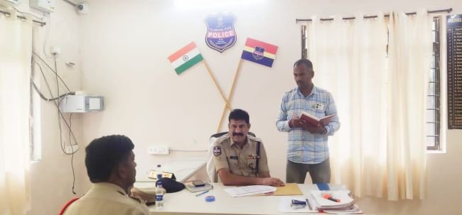 గణపురం పోలీస్ స్టేషన్ ను ఆకస్మికంగా తనిఖీ చేసిన అదనపు ఎస్పి