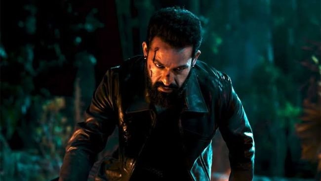 అక్టోబర్‌లో పునఃప్రారంభం కానున్న 'డ్రాగన్' షూటింగ్: జూన్ 11, 2027 విడుదల లక్ష్యంగా ప్రశాంత్ నీల్ మాస్టర్ ప్లాన్!