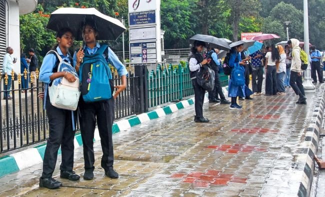 ఒడిశాలో తీవ్ర అల్పపీడనం కలకలం