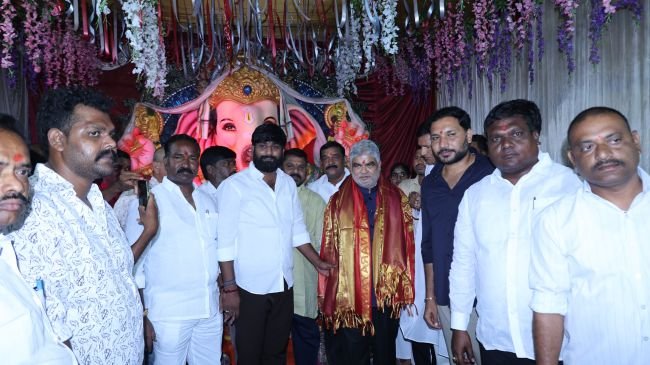 వికారాబాద్ లో వినాయక మండపాలను సందర్శించిన స్పీకర్ గడ్డం ప్రసాద్ కుమార్