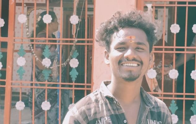 వినాయక వేడుకల్లో తీవ్ర విషాదం…విద్యుత్ షాక్ తో యువకుడి మృతి
