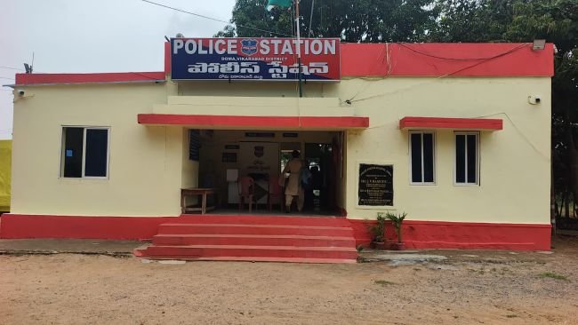 వికారాబాద్ జిల్లాలో మైనర్ బాలికలపై అఘాయిత్యం కలకలం.. రాజీ పేరుతో కేసు నీరుగారుస్తున్న ఎస్సై