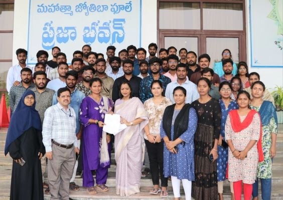 ఎంపిక పూర్తయింది.. నియామక పత్రాలు ఆలస్యం చేయొద్దు: గద్వాల్ విజయలక్ష్మి
