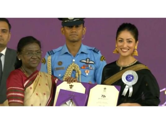 జాతీయ చలనచిత్ర పురస్కారాల్లో యామీ గౌతమ్ సందడి.. 'ఆర్టికల్ 370' చిత్రానికి ప్రశంసలు!