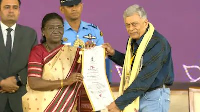 ప్రతిష్టాత్మక దాదాసాహెబ్ ఫాల్కే అవార్డు అందుకున్న దిగ్గజ నటుడు అనంత్ నాగ్