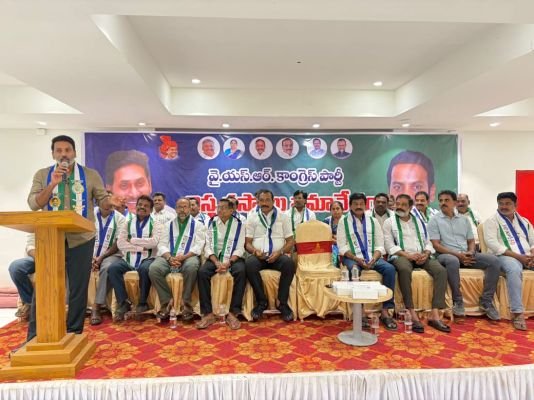 నంద్యాల మున్సిపల్ ఎన్నికల్లో వైసీపీ జెండా ఎగరావేద్దాం- నంద్యాల మాజీ ఎమ్మెల్యే శిల్పారవిచంద్రకిశోర్‌ రెడ్డి