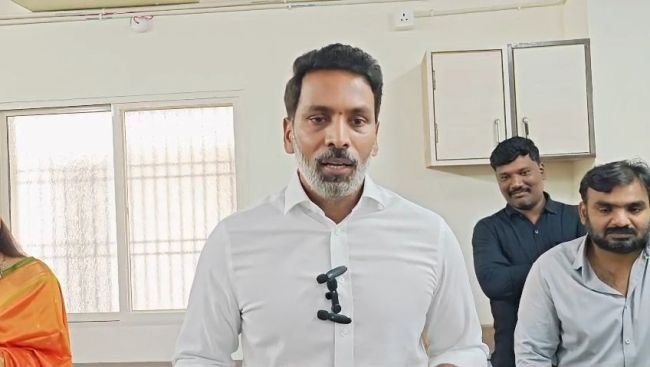 నంద్యాల జిల్లా ప్రెస్ క్లబ్ కోసం మార్కెట్ యార్డులో స్థలం కేటాయించండి-మాజీ ఎమ్మెల్యే శిల్పా రవిరెడ్డి