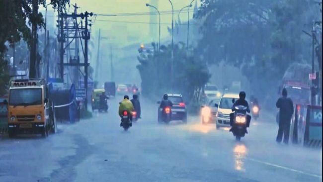 ఉత్తరాంధ్ర వైపు దూసుకొస్తున్న తీవ్ర వాయుగుండం..