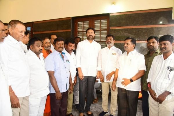రానున్న మున్సిపల్ ఎలక్షన్లలో గెలుపే లక్ష్యం కడప ఎంపీ