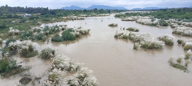 కోనాడకు తప్పిన పెనుముప్పు