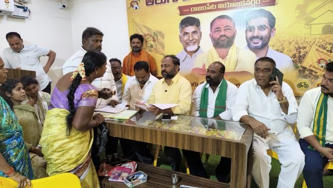 సమస్యల పరిష్కారం కోసం ఎల్లప్పుడూ అందుబాటులో ఉంటాం: టిడిపి ఇన్చార్జ్  చమర్తి జగన్ మోహన్ రాజు
