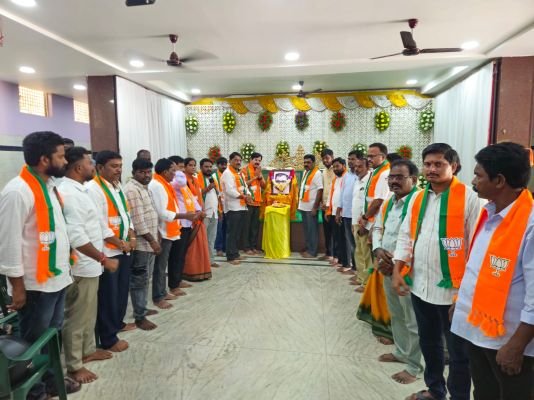 ఘనంగా పండిత్ దీన్ దయాళ్ ఉపాధ్యాయ జయంతి వేడుకలు