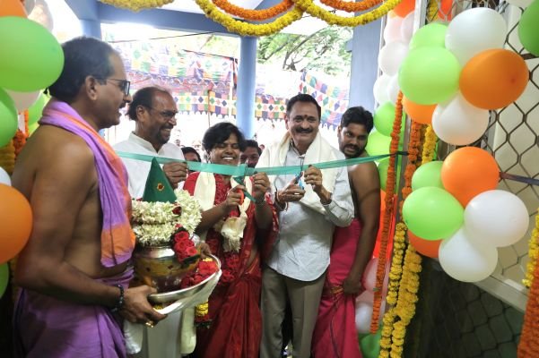 న్యూ జిల్లా పరిషత్ ఓపెనింగ్