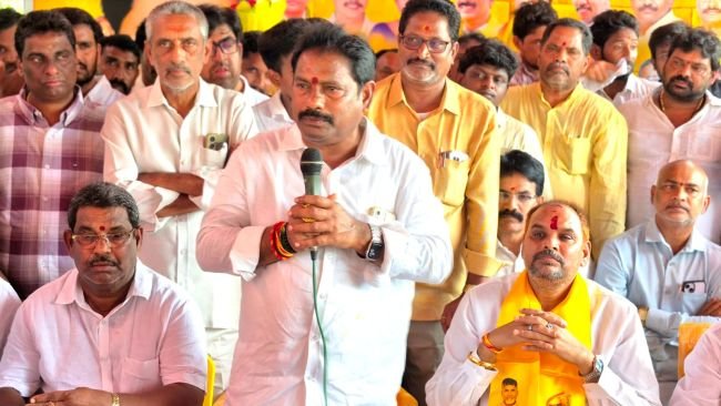 టీడీపీ బలోపేతానికి చేయి చేయి కలుపుదాం