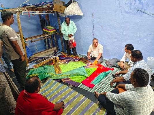 నాగలదిన్నెలో ఎన్ ఆర్ ఎల్ ఎం బృందం పర్యటన