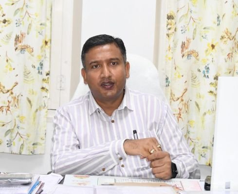 రిమ్స్ బాధితులకు ప్రభుత్వం, జిల్లా యంత్రాంగం అండగా ఉంటాయి