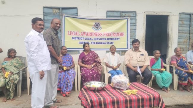 అనాథ వృద్ధులకు లీగల్ అవేర్నెస్ 