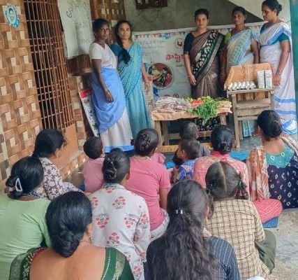 అంగన్వాడి కేంద్రం లో ఉత్సవాలు .!                               *ఉత్సవాల్లో సూపర్ వైజర్ తాడ్డి. శ్రీదేవి.!                                     