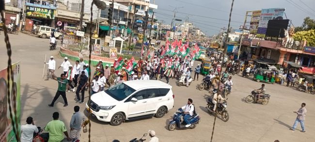 తాండూరులో ధూమ్-ధామ్ గా రోడ్ షో చేసిన తీన్మార్ మల్లన్న