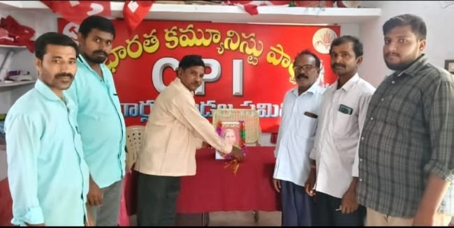 చాకలి ఐలమ్మ పోరాట యోధురాలు
