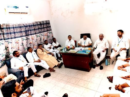 కడప వైఎస్ఆర్ కాంగ్రెస్ పార్టీ కార్యాలయంలో రీజినల్ కోఆర్డినేషన్ కోర్ కమిటీ సమావేశంకడప వైఎస్ఆర్ కాంగ్రెస్ పార్టీ